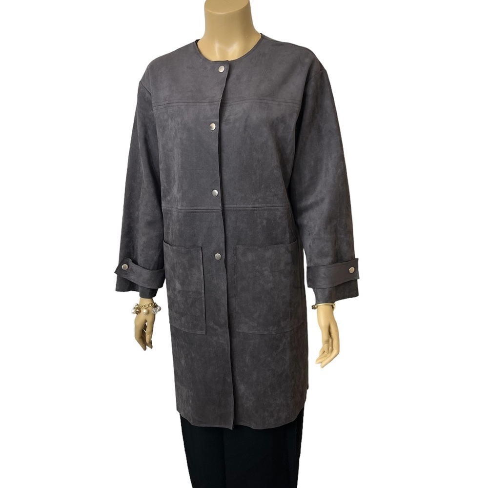 BLVD LADYS COAT WITH POCKETS IN FRONT COLOR GRAY. VERY ELEGANT AND STYLI☑️